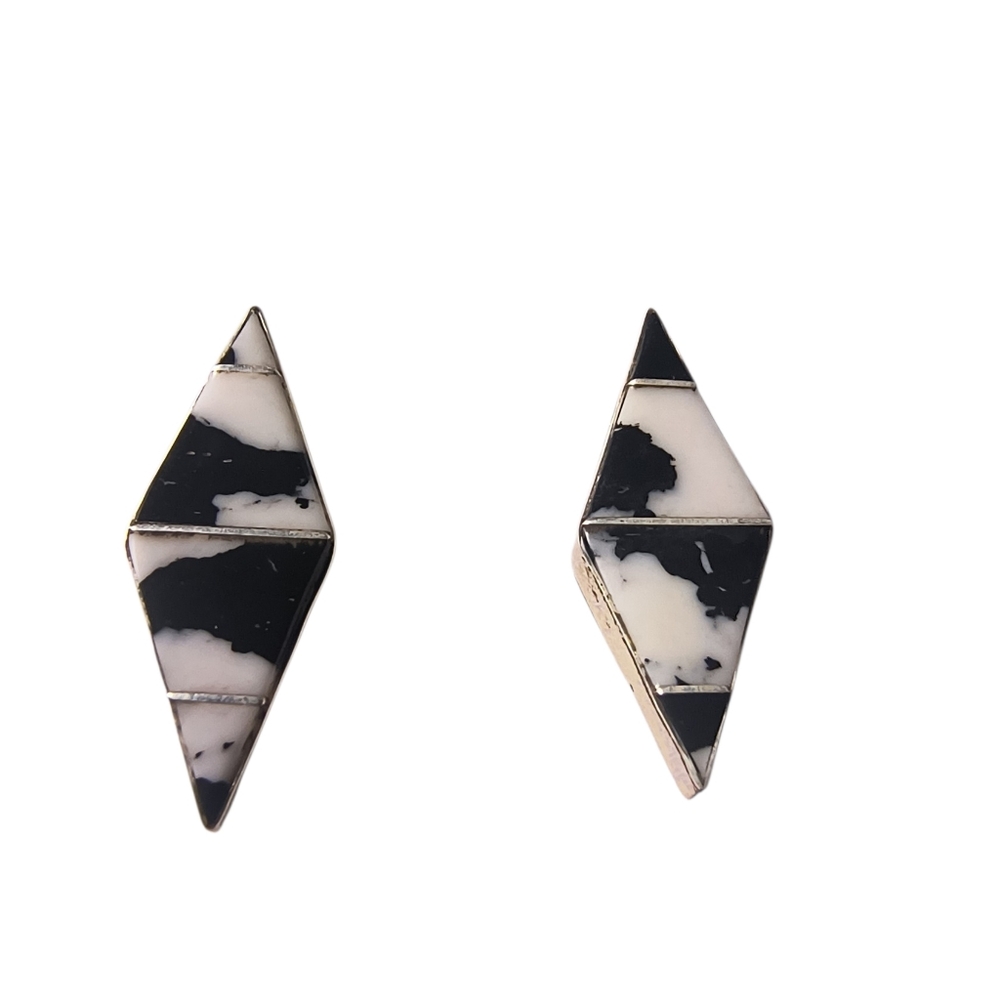 Andrew Enrico Navajo Signed White Buffalo And Sterling Silver Inlay Earrings - Picture 2 of 10